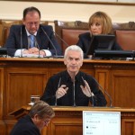 ”Атака” иска забрана за продажбата на ниви на чужденци