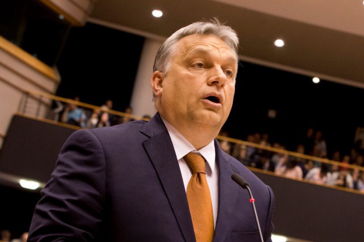 Управляващата партия в Унгария ФИДЕС поиска от правителството на премиера