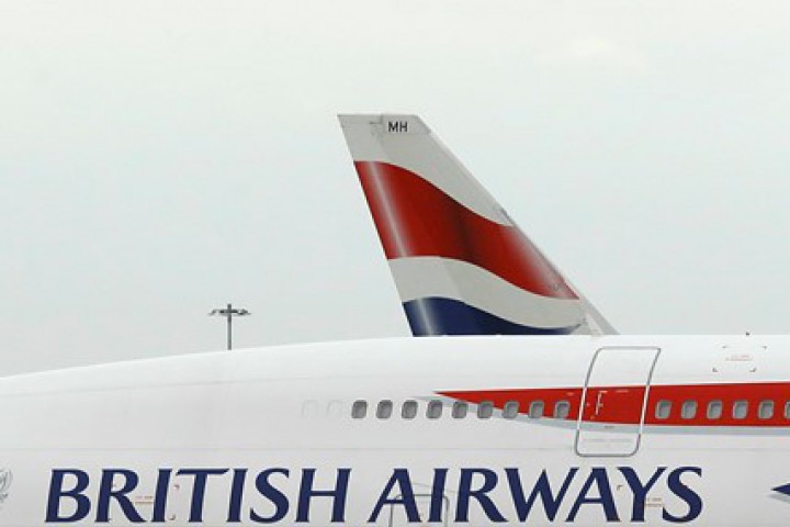 Евакуираният самолет трябвало да излети за лондонското летище Хийтроу съобщи