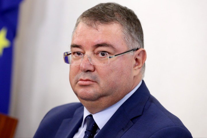 Ивайло Иванов който е единствена кандидатура за поста беше изслушан